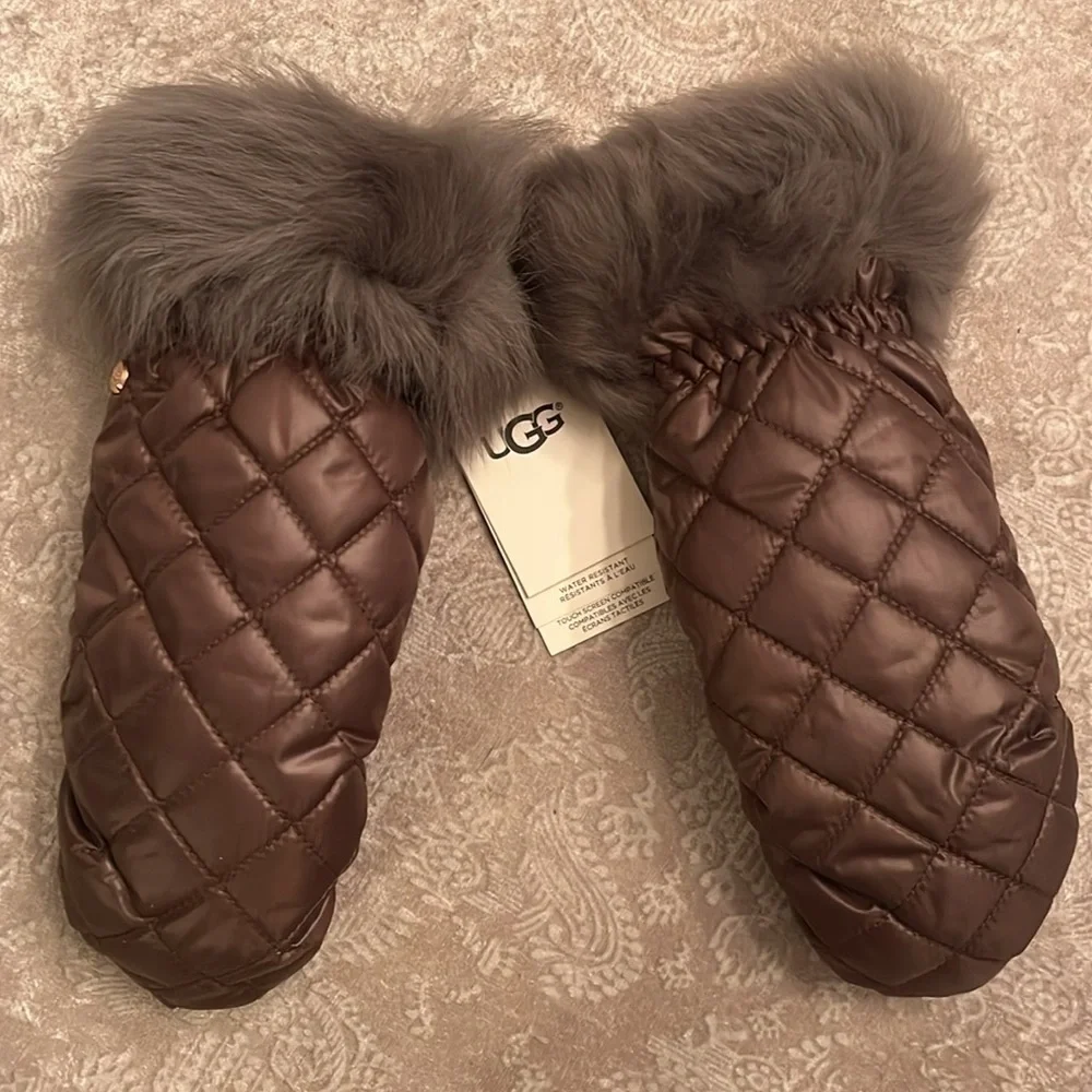 Brand New UGG Quilted All Weather Touchscreen Mittens Leather Palm Real Fur Cuff